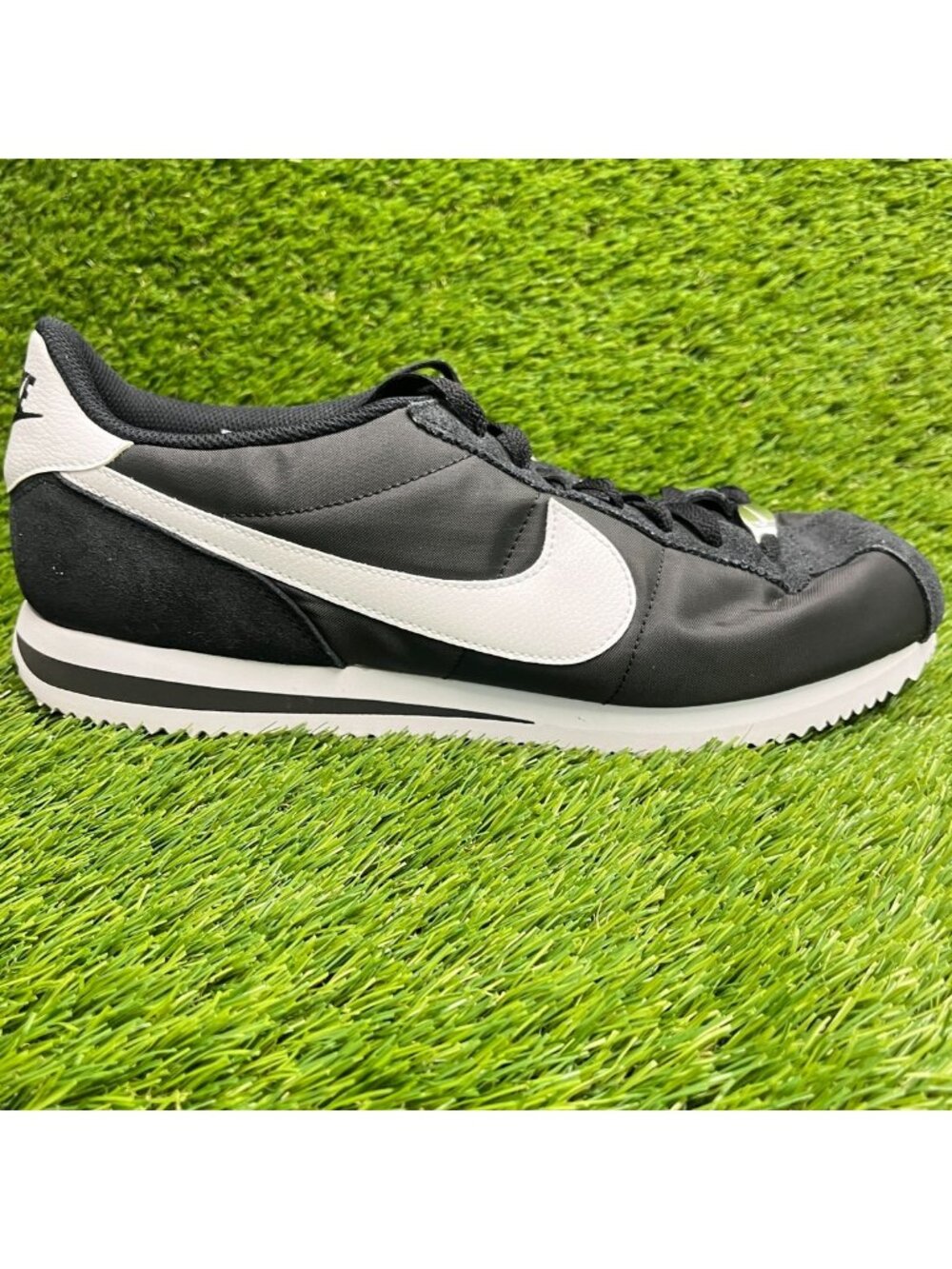Nike Cortez TXT Mens Size 11.5 Black White Athletic Running Shoes Sneakers